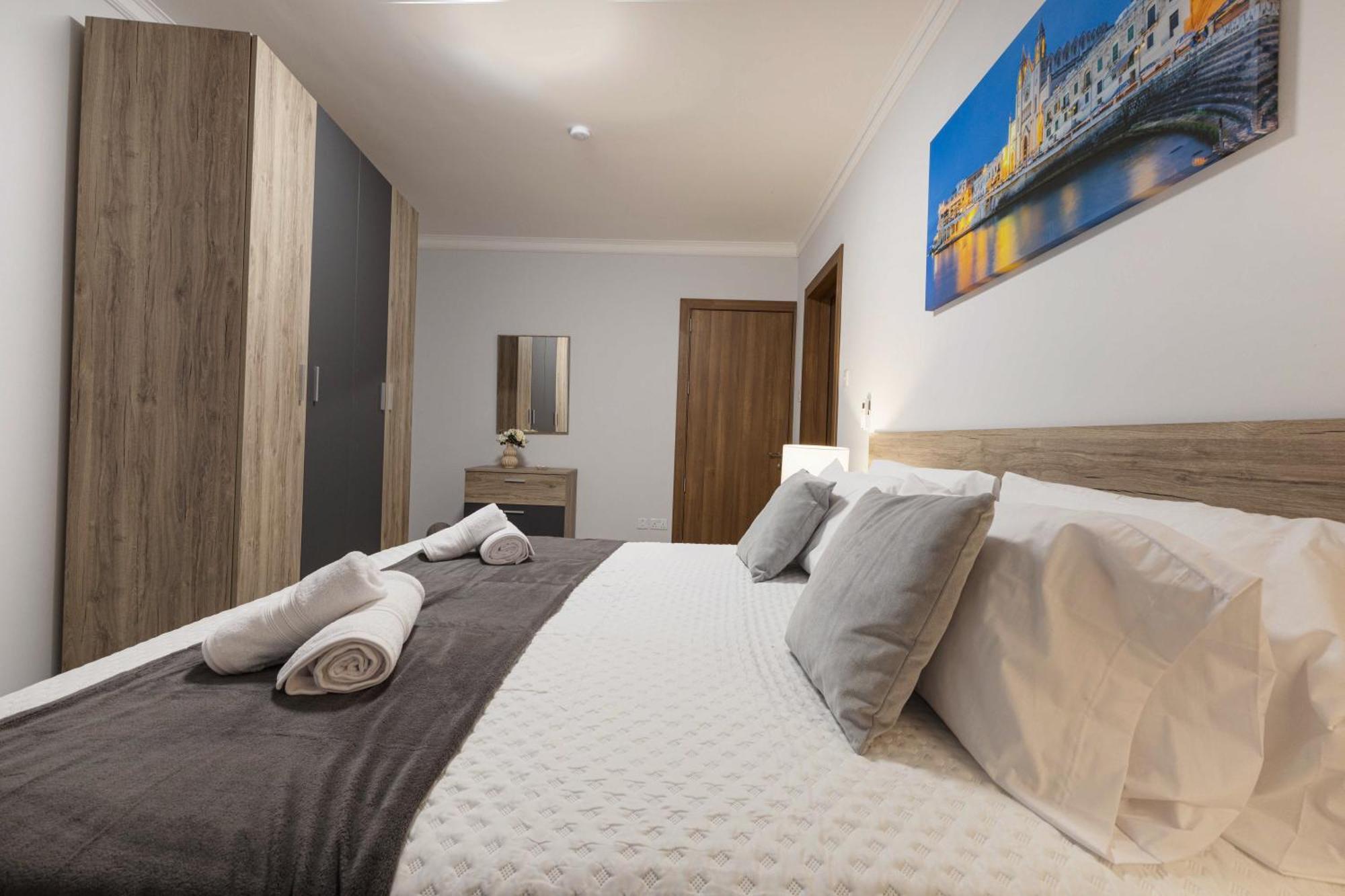 Luxurious & Spacious 2Bd Accomodation At The Podium - Yacht Marina Area, Close To Valletta Msida Dış mekan fotoğraf